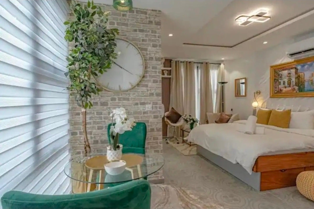 PACKAGE 2 — Private Luxury Apartment Stay